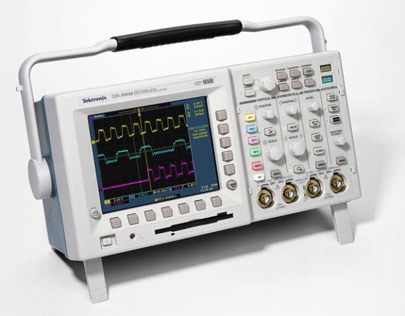 Цифровой осциллограф Tektronix TDS3052B (демонстрационный) купить по низкой цене | МАКСПРОФИТ